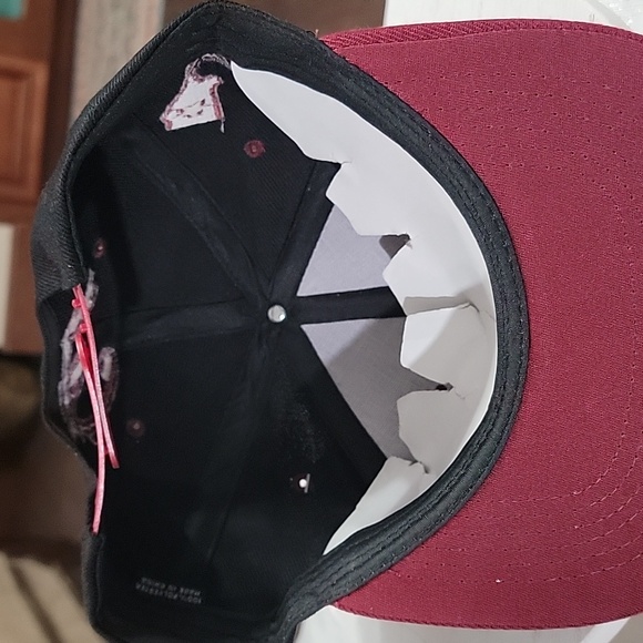 Original Cali Burgundy & Black Snapback Embroidered Cap Unisex Hat - Picture 7 of 9